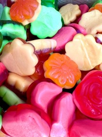 كاندي - جــــوم