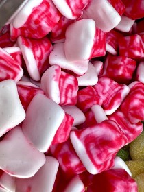 كاندي - جــــوم